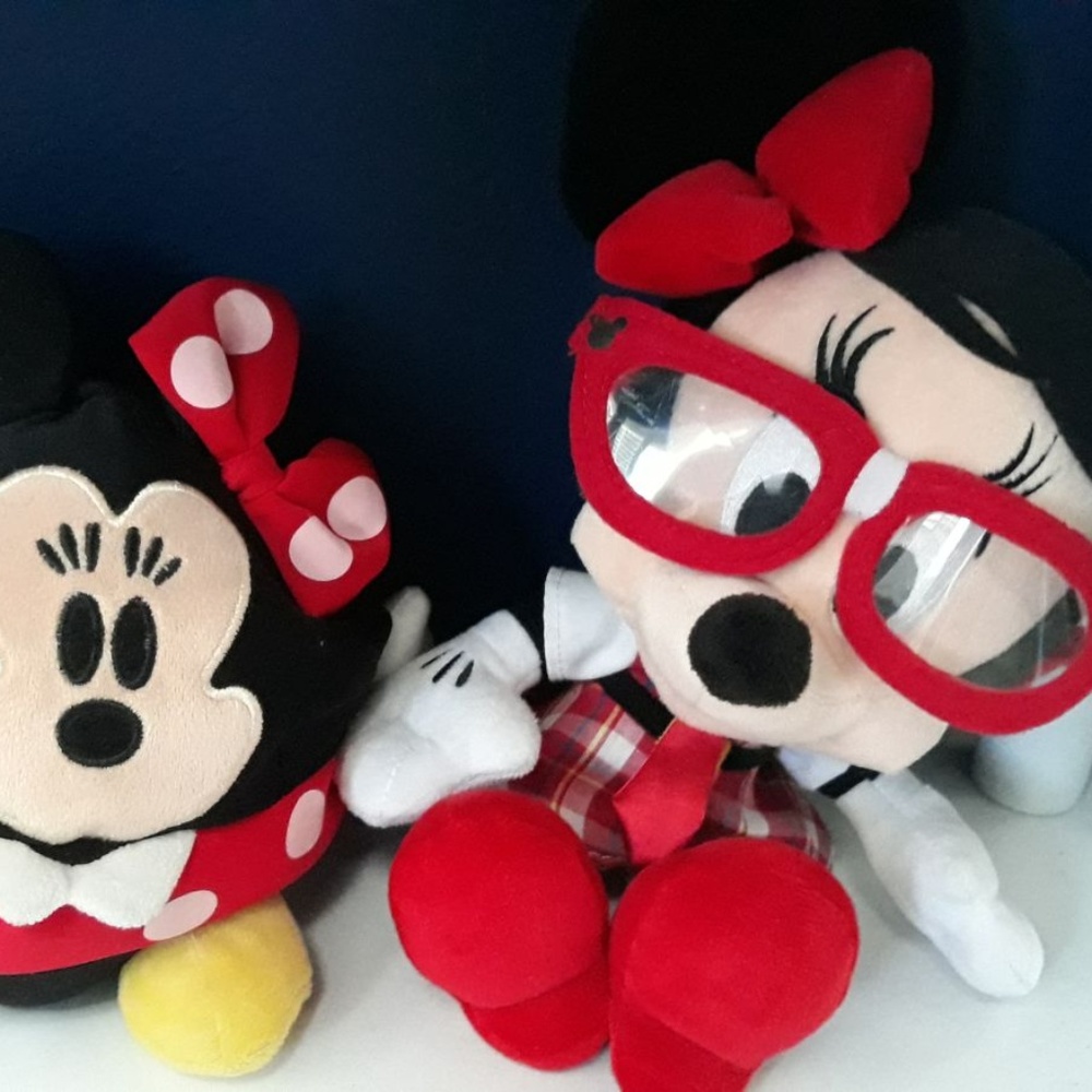 MINNIE MOUSE PLUSH BUNDLE DISNEY PARKS